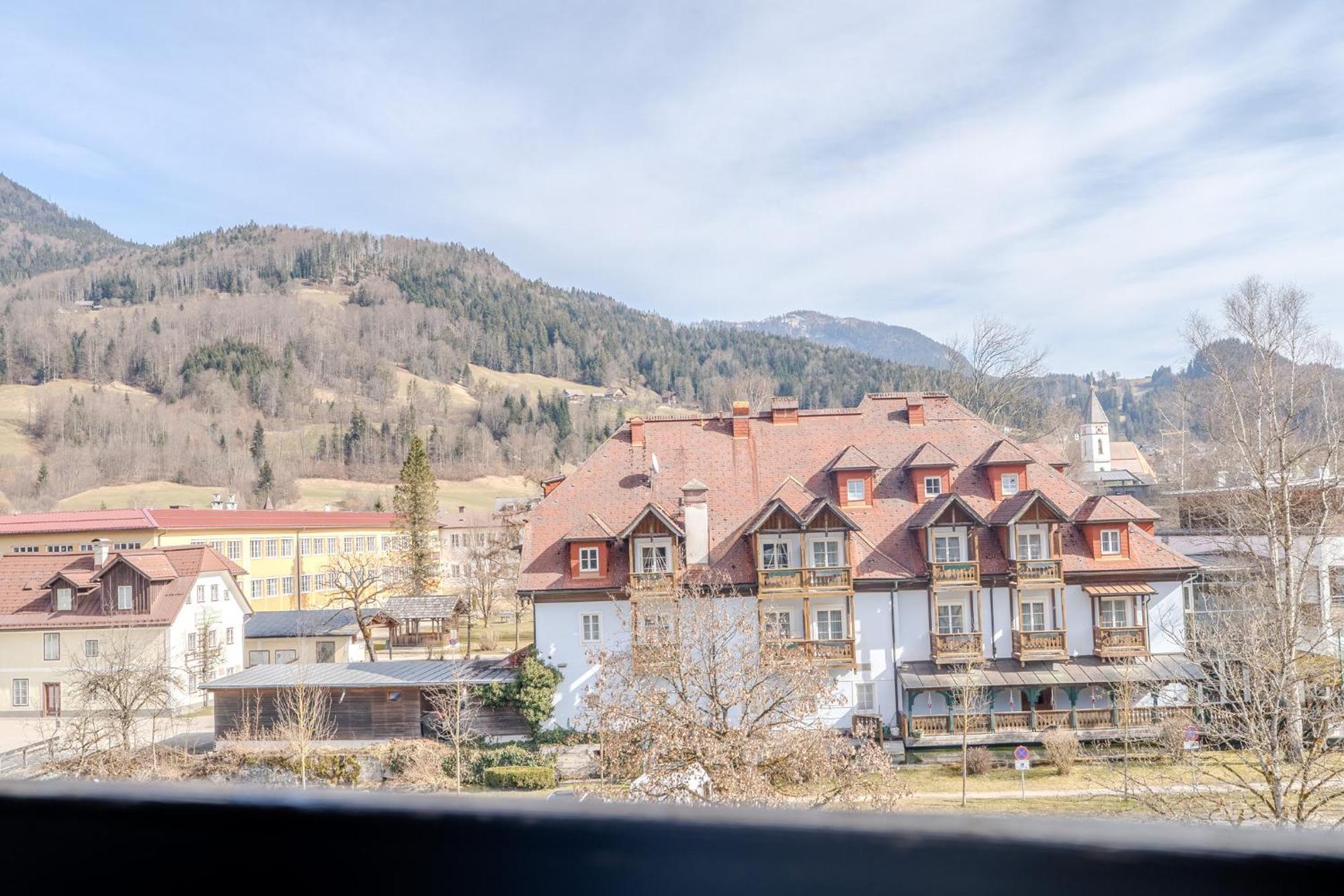 Whats-App Self-Check-In - Villa Maria Theresia Bad Goisern Room photo