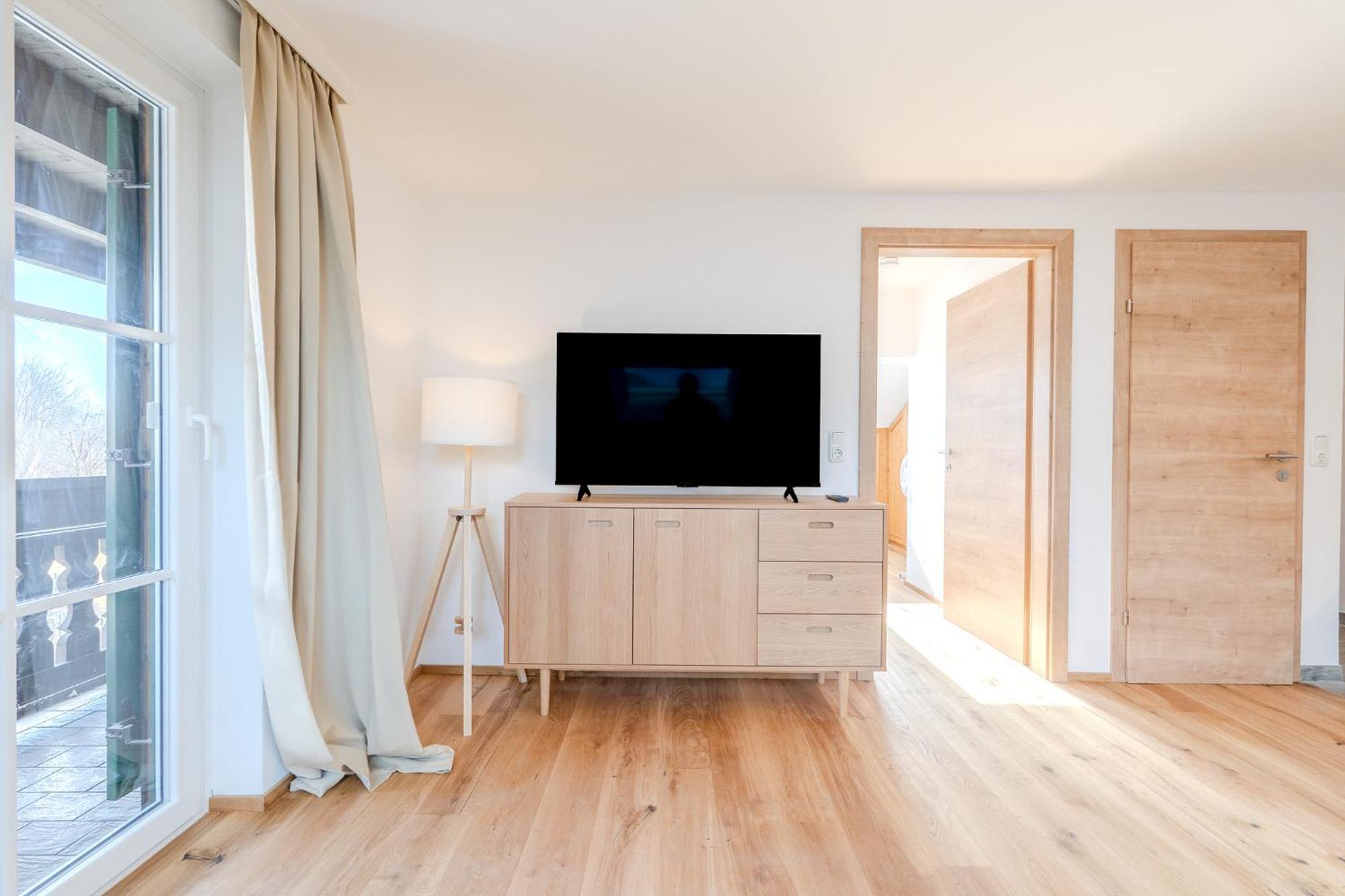 Whats-App Self-Check-In - Villa Maria Theresia Bad Goisern Room photo