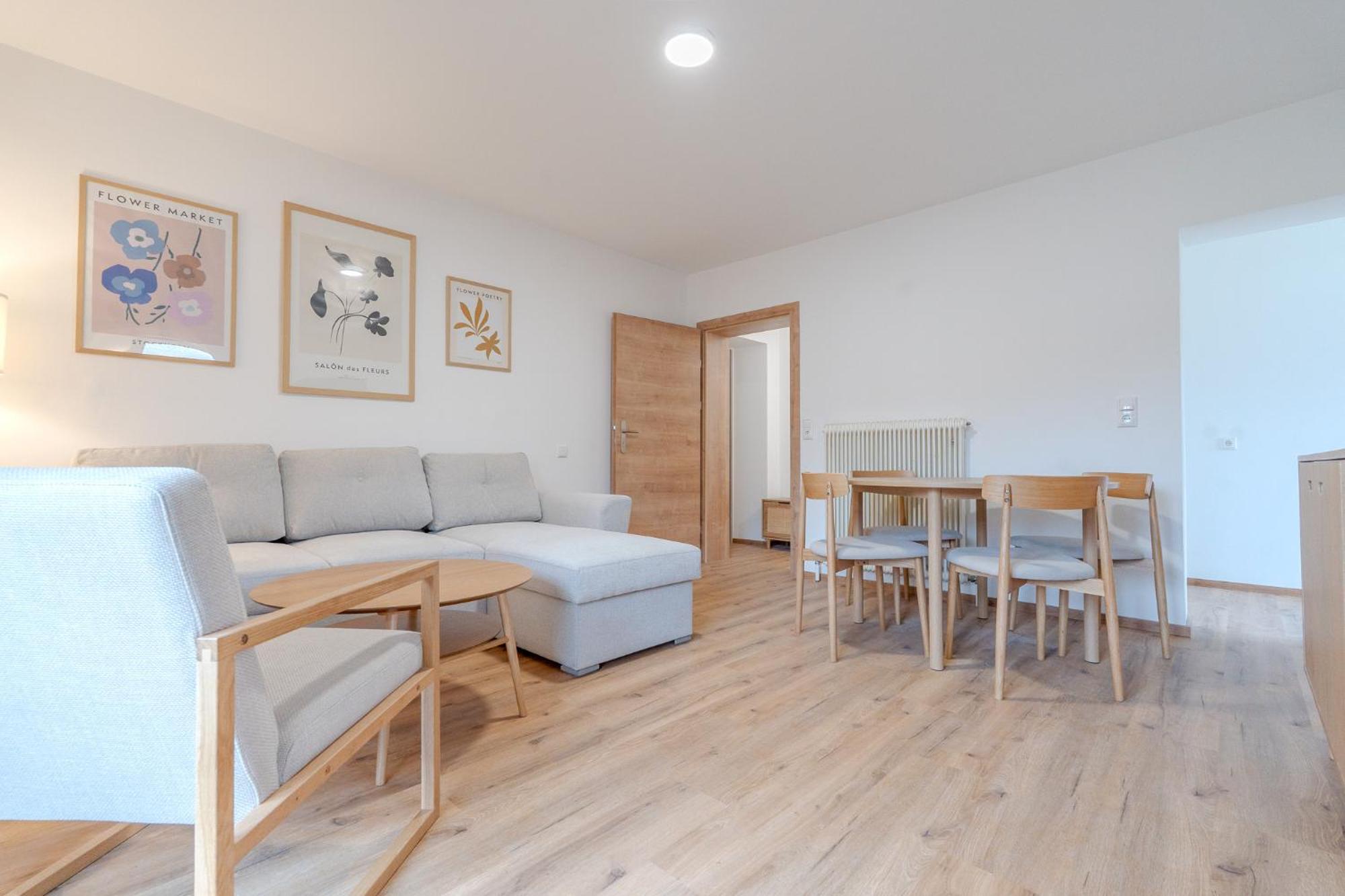 Whats-App Self-Check-In - Villa Maria Theresia Bad Goisern Room photo