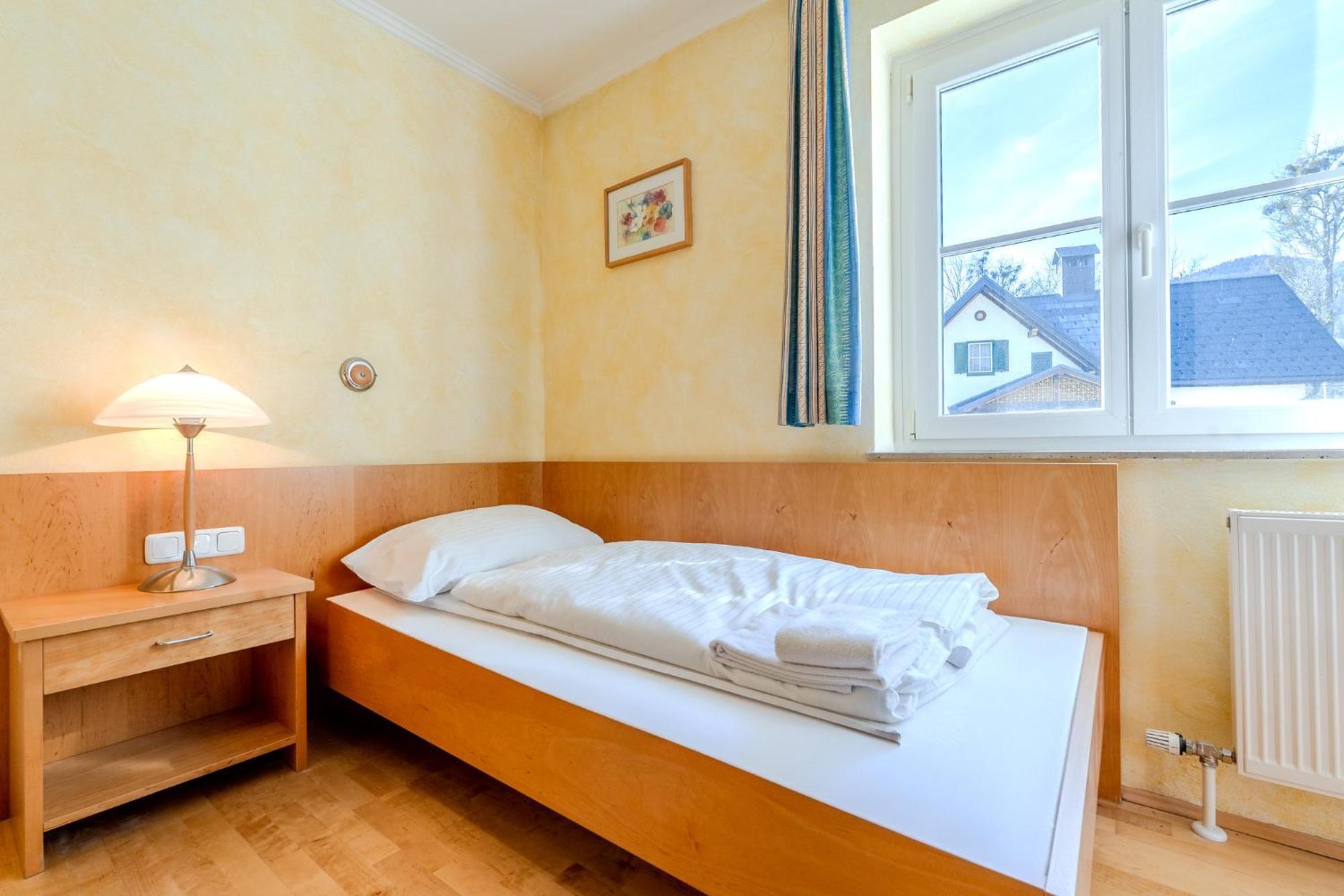 Whats-App Self-Check-In - Villa Maria Theresia Bad Goisern Room photo